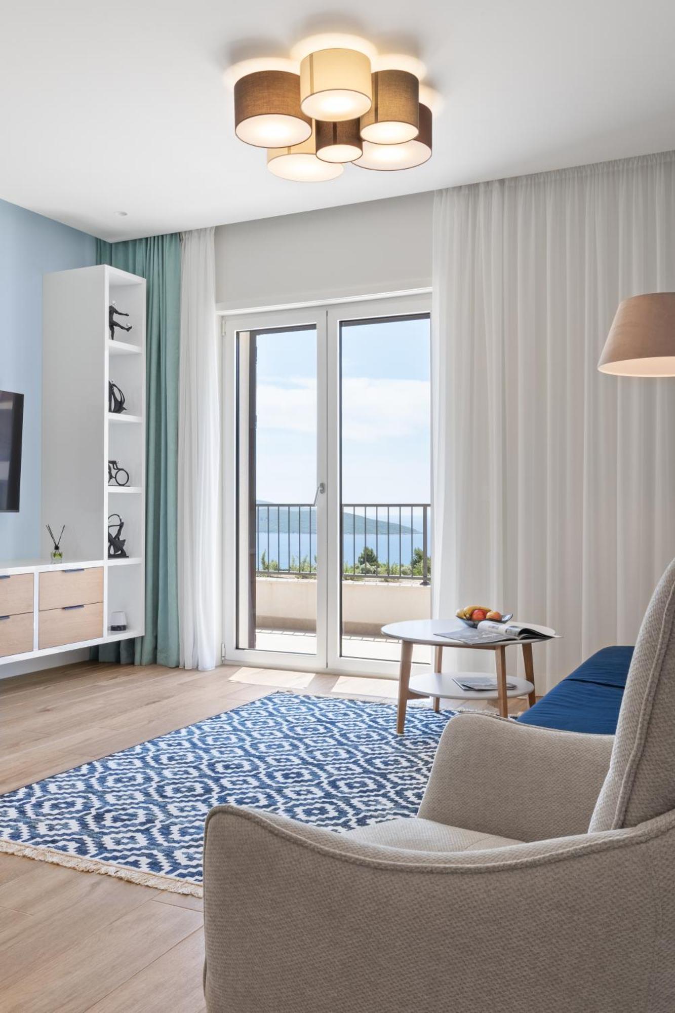 Lustica Apartments Central Tivat Kültér fotó