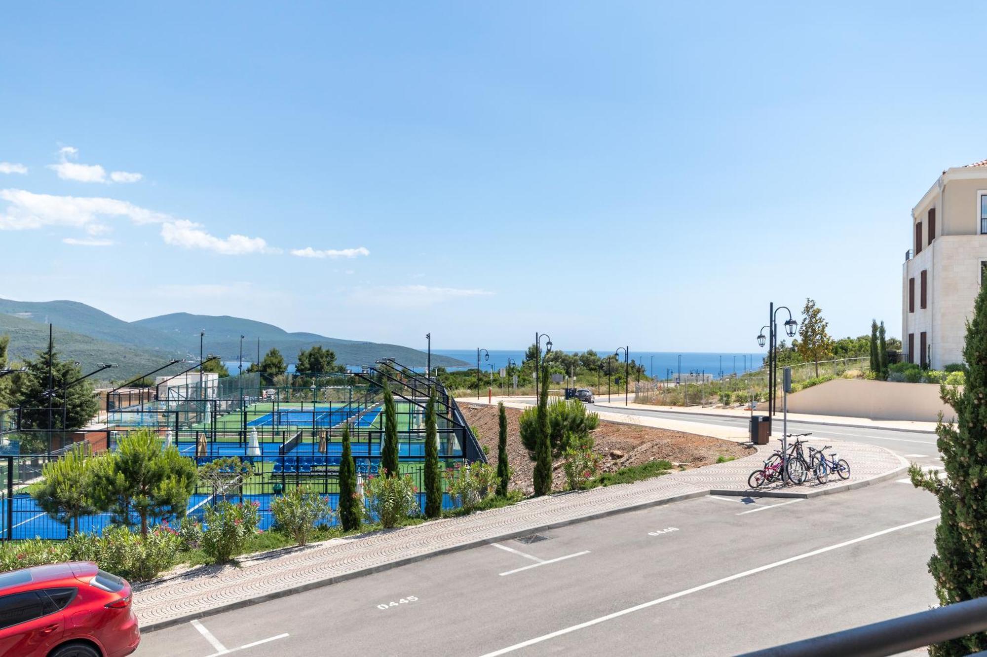 Lustica Apartments Central Tivat Kültér fotó